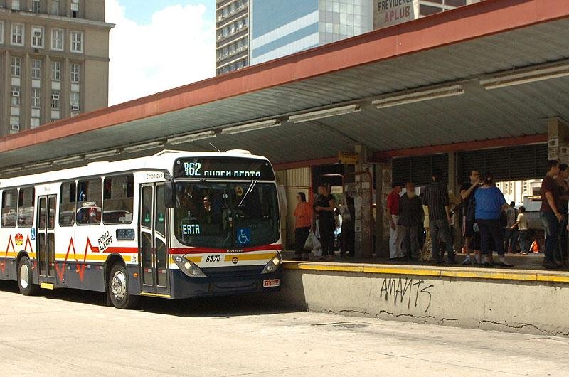 Justi&ccedil;a nega pedido para proibir reajuste da tarifa de &ocirc;nibus