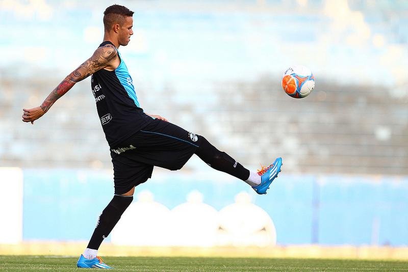 Luan ainda n&atilde;o tem data de retorno definida
