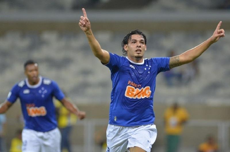 Mineiros precisaram de goleada por 3 a 0 para garantir vaga no saldo de gols