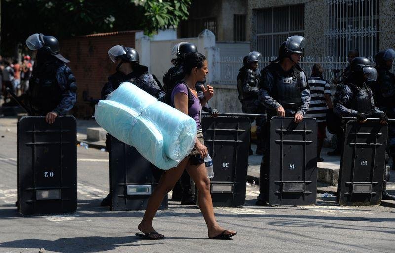 Pelo menos sete pessoas ficaram feridas