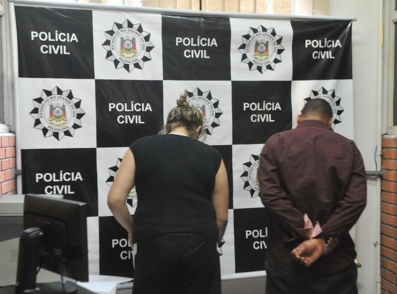 Casal &eacute; preso por roubo e extors&atilde;o de idosas