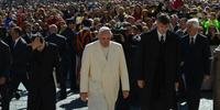 Papa Francisco vai presidir na noite desta quinta-feira, no Coliseu de Roma, Via Crúcis