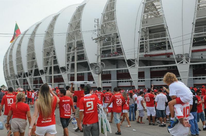Inter divulga pre&ccedil;os para torcedor marcar nomes em tijolos 