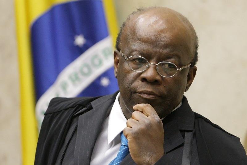 Barbosa pede parecer sobre quebra de sigilo em investiga&ccedil;&atilde;o sobre Dirceu