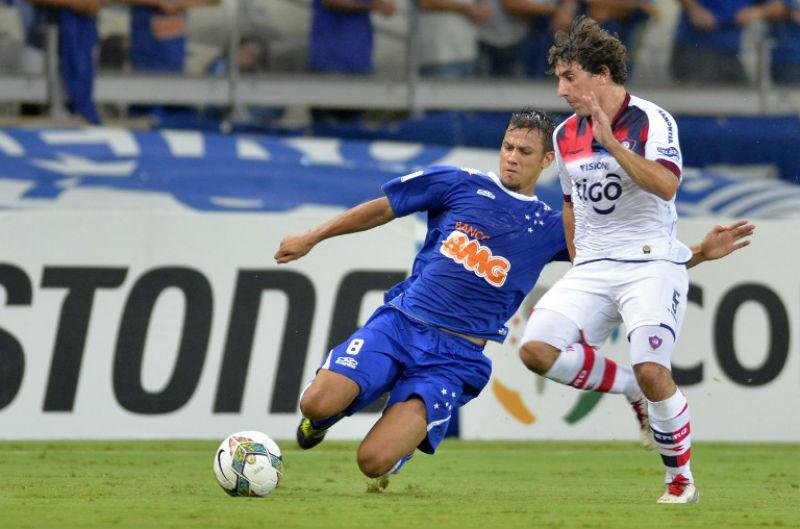 Cruzeiro empatou no &uacute;ltimo minuto contra o Cerro