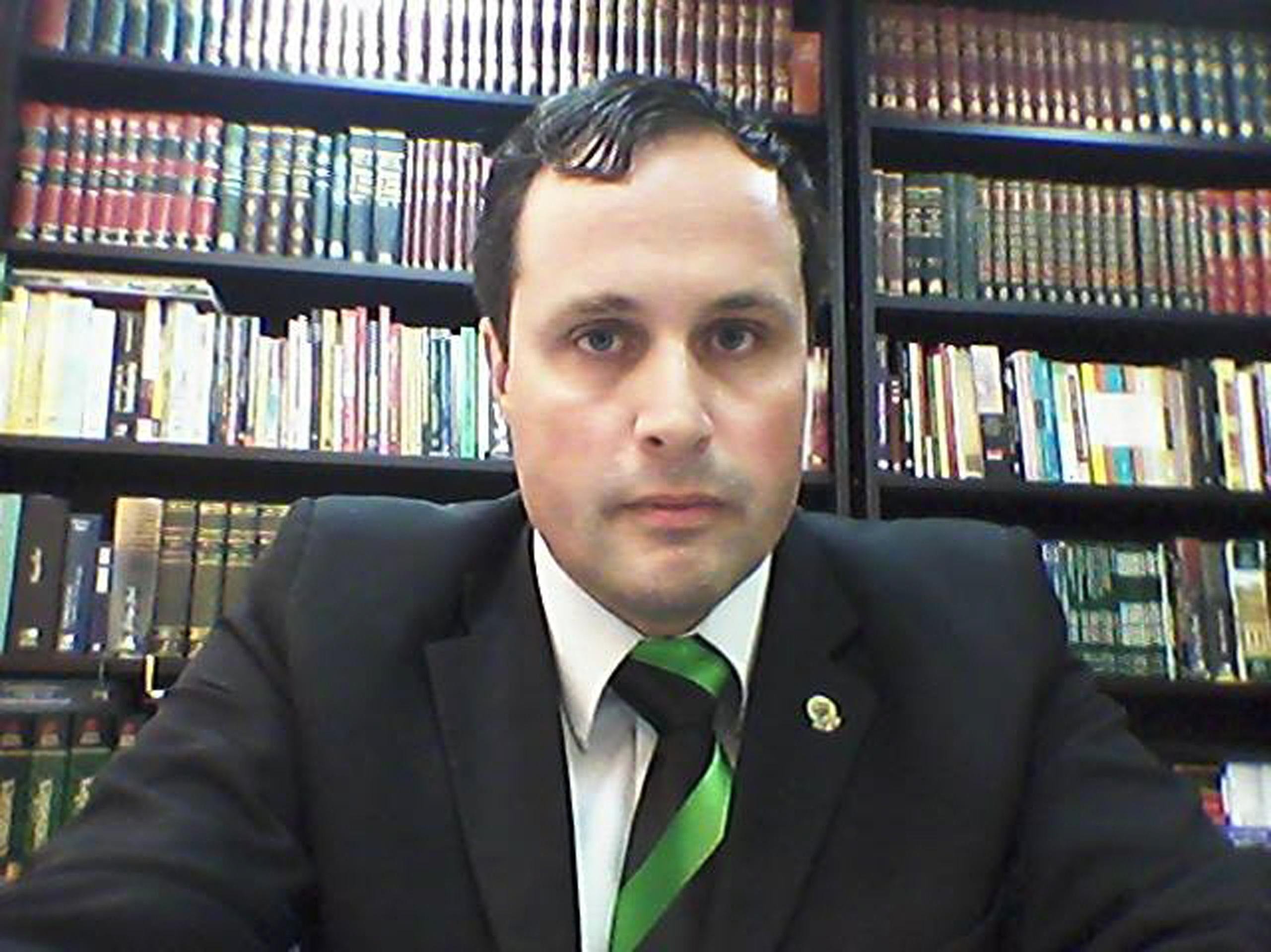 Defensor da av&oacute; do menino afirmou que precisa de novos elementos