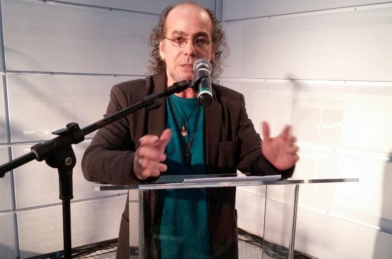 Designer gr&aacute;fico, capista, empres&aacute;rio e editor Marco Cena assumiu presid&ecirc;ncia da CRL no bi&ecirc;nio 2014 e 2015