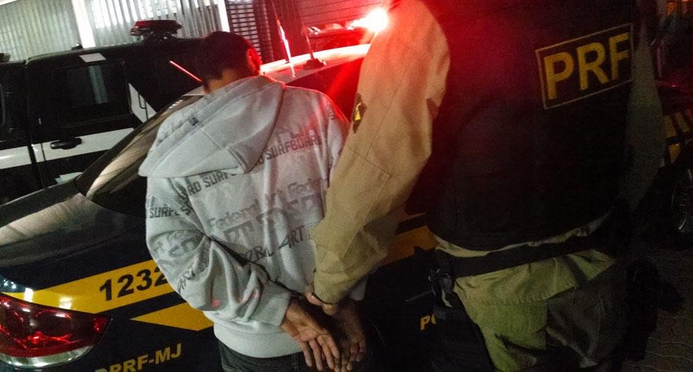 Foragido &eacute; preso em barreira da PRF em Canoas 