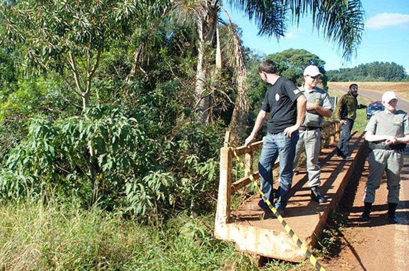 Corpo estava &agrave;s margens de rodovia