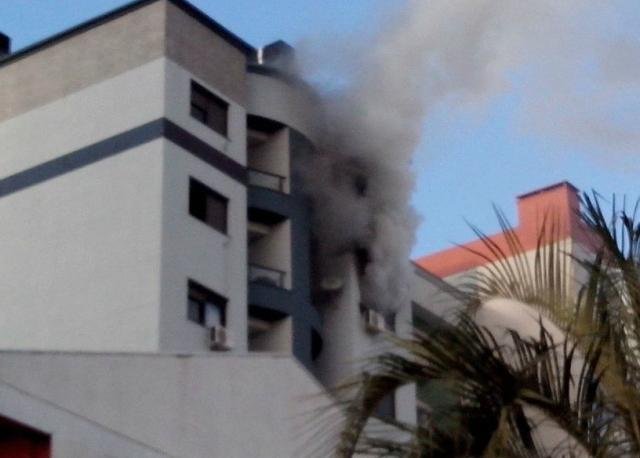 Jovem morre em inc&ecirc;ndio em apartamento em Passo Fundo
