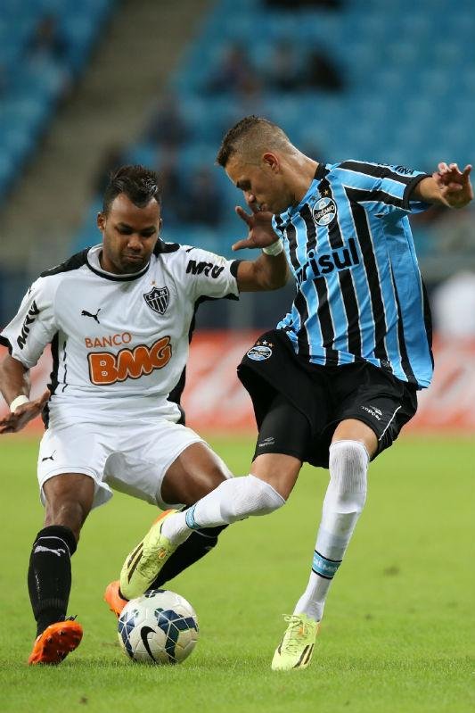 Tricolor teve boa atua&ccedil;&atilde;o e marcou dois gols logo no come&ccedil;o da partida