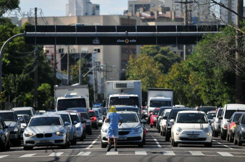 Sinaleiras da regi&atilde;o central da Capital tiveram o tempo alterado