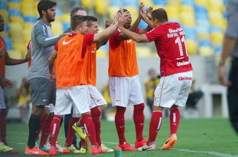 No Maracan&atilde;, o Inter empatou com Botafogo em 2 a 2 