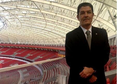 Ministro do Turismo esteve no Beira-Rio para vistoriar obras no est&aacute;dio