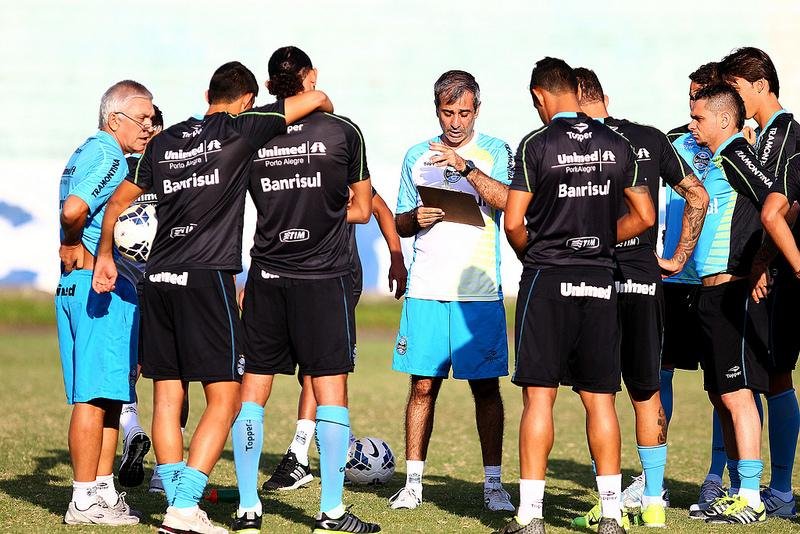 Gr&ecirc;mio descarta viagem aos EUA e prepara pausa para Copa do Mundo