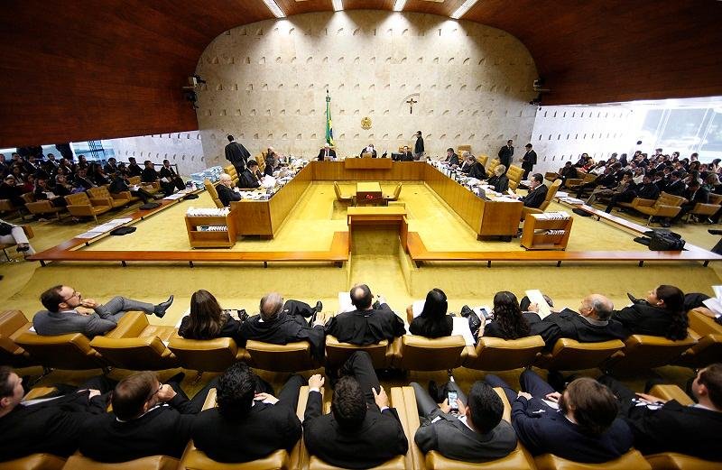 Com cr&iacute;ticas de Barbosa a benef&iacute;cios para Fifa, STF mant&eacute;m Lei Geral da Copa