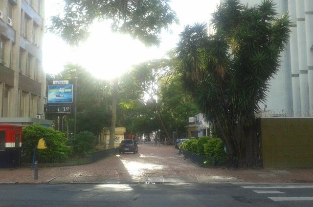 Tarde ser&aacute; mais agrad&aacute;vel por conta do aparecimento do sol e o ar seco