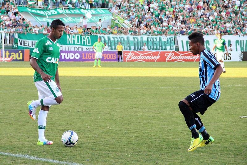 Com sete pontos, o Tricolor reaproxima-se da ponta de cima da tabela 