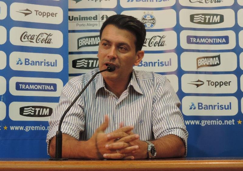 Rui Costa n&atilde;o nega interesse em Mat&iacute;as Rodriguez