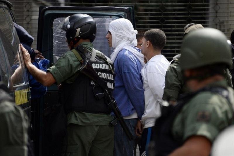 Oitenta estudantes foram presos em manifesta&ccedil;&otilde;es