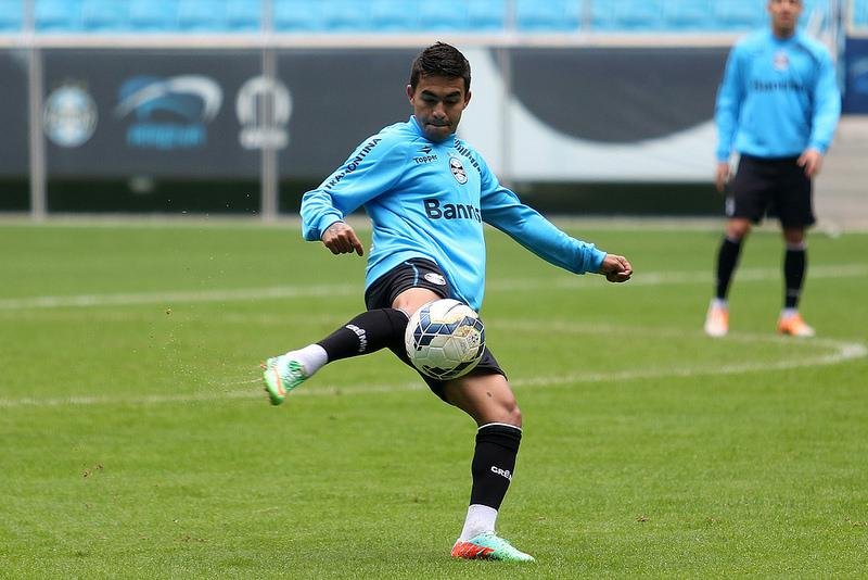 Dudu &eacute; a esperan&ccedil;a de gols e boas jogadas do Gr&ecirc;mio diante do Fluminense