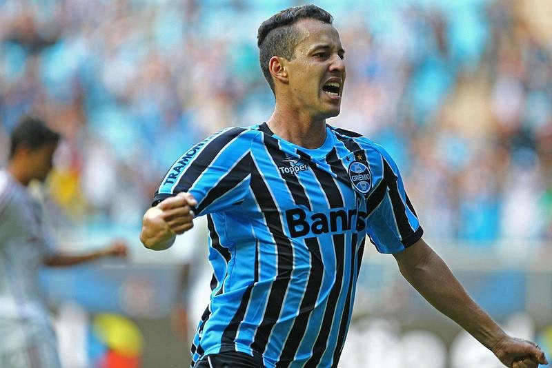 Gr&ecirc;mio bateu o Fluminense por 1 a 0 com gol de Rodriguinho