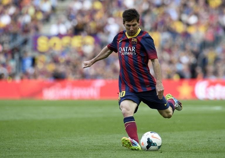 Messi pede desculpa pela temporada e p&otilde;e futuro nas m&atilde;os da diretoria  