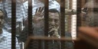 Ex-presidente egípcio é condenado a três anos de prisão por corrupção