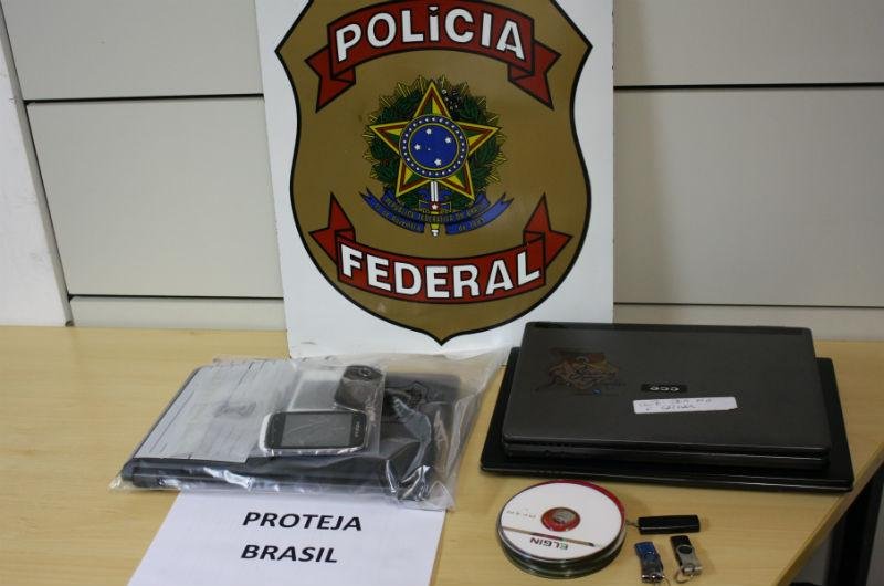 Dois s&atilde;o presos em opera&ccedil;&atilde;o da PF contra pornografia infantil no RS