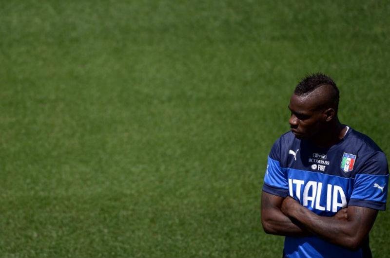 Balotelli trainava com sele&ccedil;&atilde;o italiana