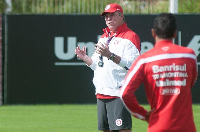 Inter defende a lideran&ccedil;a do Brasileir&atilde;o contra o Coritiba