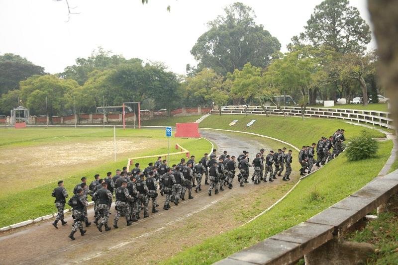 Policiais do interior do RS iniciam treinamento visando a Copa do Mundo