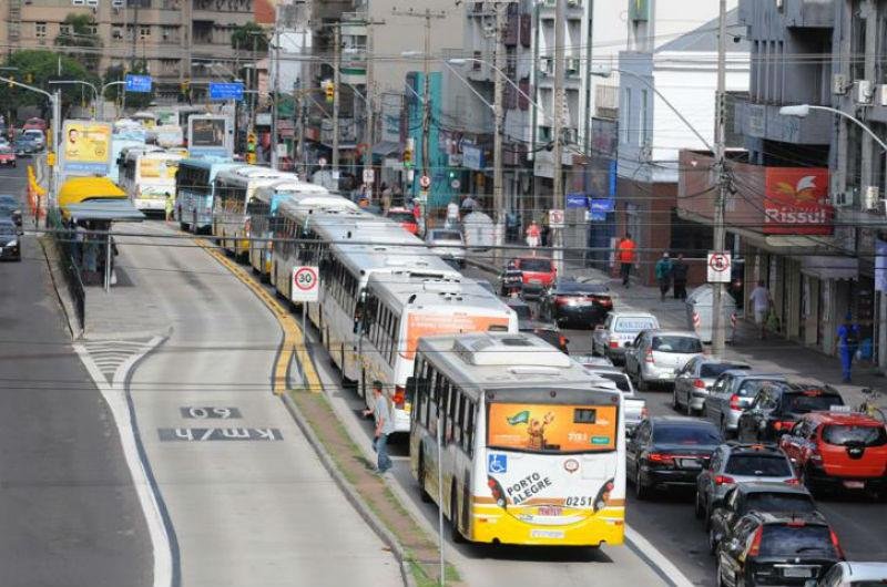 Manifesta&ccedil;&atilde;o n&atilde;o tem rela&ccedil;&atilde;o com Copa do Mundo, conforme categoria