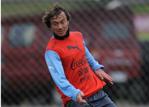 Gr&ecirc;mio ganha concorr&ecirc;ncia por Lugano 