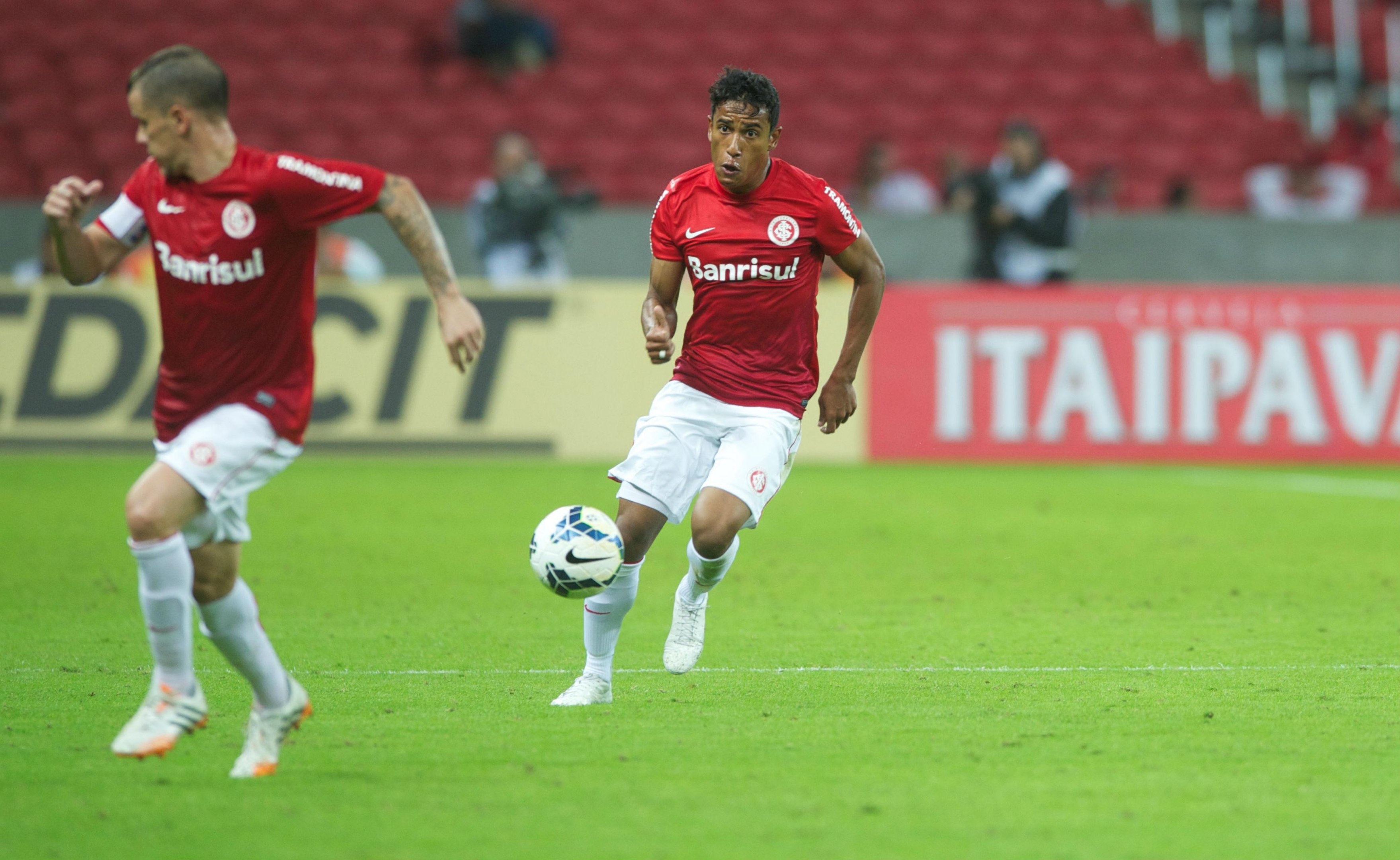 Diogo vai para o quarto jogo como titular na lateral-direita do Inter