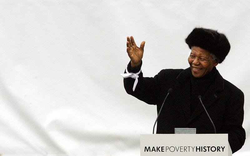 &Oacute;pera sobre Mandela &eacute; suspensa por falta de verbas