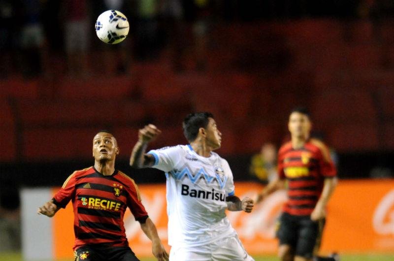 Sport e Gr&ecirc;mio ficaram no 0 a 0 na Ilha do Retiro
