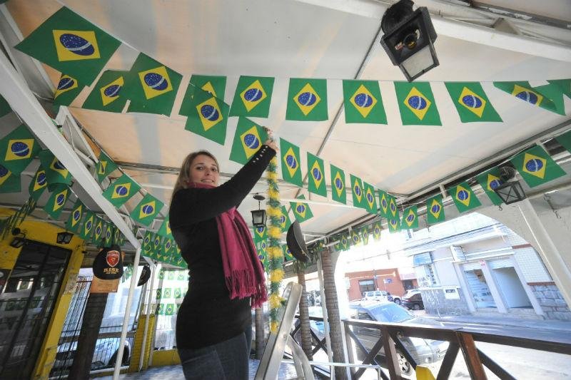 Com&eacute;rcio se prepara pare receber turistas em Porto Alegre