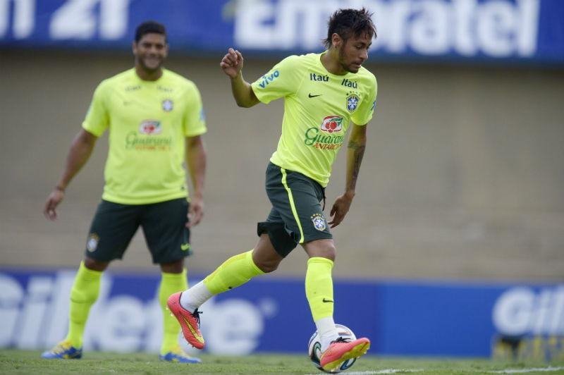 Sele&ccedil;&atilde;o enfrenta Panam&aacute; como ensaio para o M&eacute;xico na Copa 