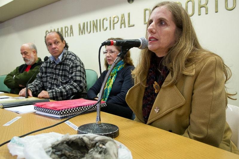 Fuma&ccedil;a e fuligem geradas motivaram reuni&atilde;o na C&acirc;mara de Vereadores