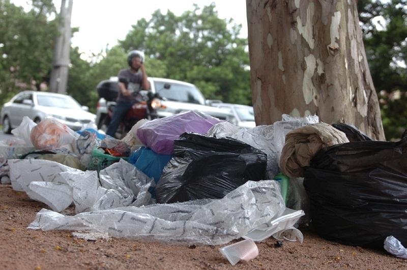 Greve prejudica coleta de lixo na Capital 