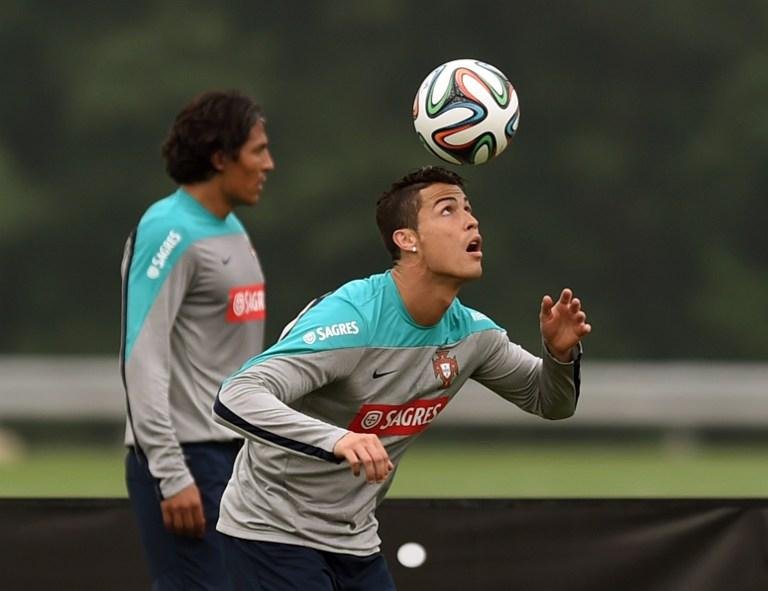 Cristiano Ronaldo est&aacute; liberado para jogar no Mundial 