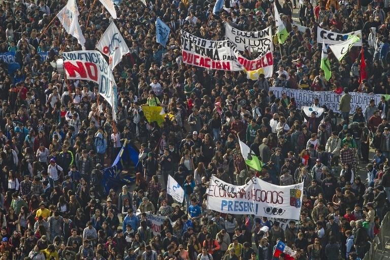 Segundo organiza&ccedil;&atilde;o, passeata reuniu 80.000 pessoas