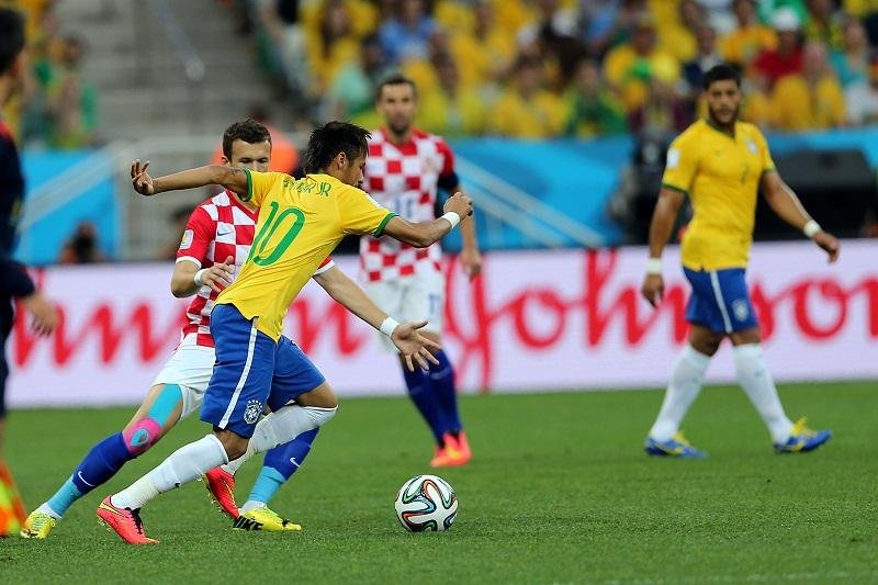 Neymar foi um dos melhores do Brasil em campo