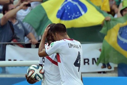 Costa Rica consegue virada surpreendente