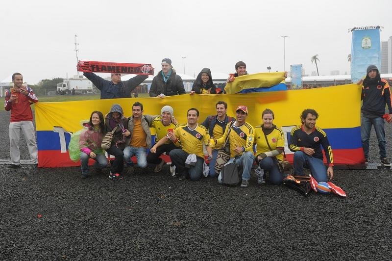 Grupo de mexicanos, venezuelanos e porto-riquenhos refor&ccedil;ou o coro em Porto Alegre