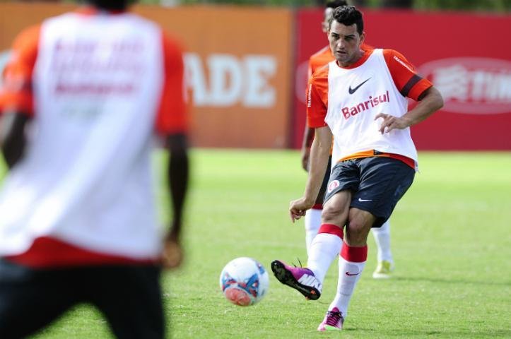 Gilberto mira sucesso no Inter para estar na Olimp&iacute;ada 