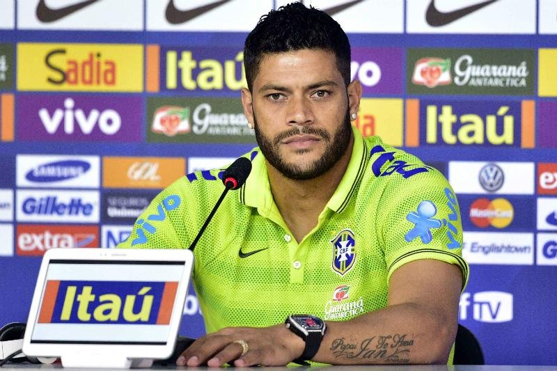 Hulk n&atilde;o participa do treino desta tarde na Arena Fortaleza