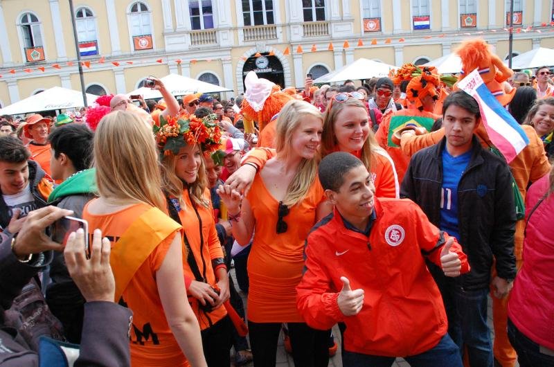 Orange Square atraiu milhares de pessoas ao Largo Gl&ecirc;nio Peres
