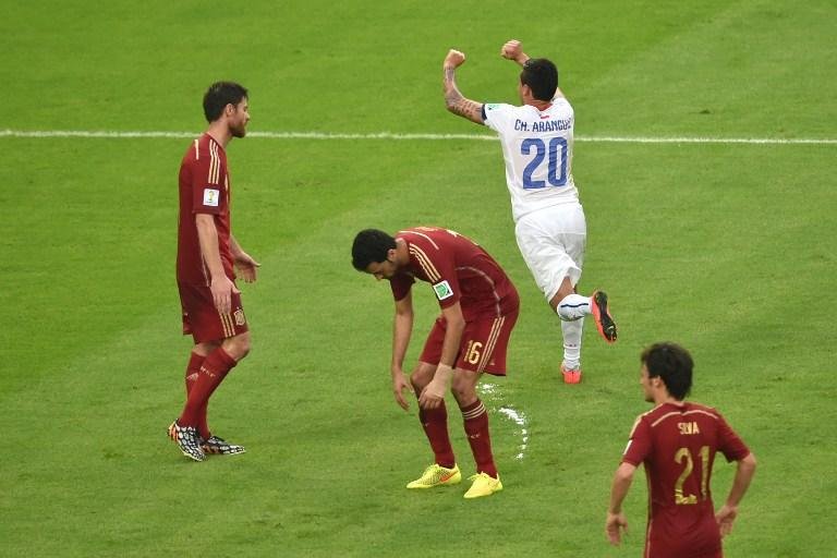 Ar&aacute;nguiz marcou o segundo gol do Chile contra a Espanha